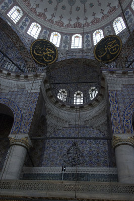 Istanbul Yeni Camii 2015 9393.jpg