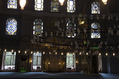 Istanbul Yeni Camii 2015 9396.jpg