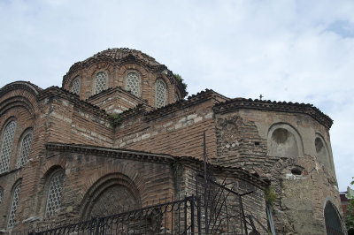 Istanbul Eski Imaret Camii 2015 9717.jpg