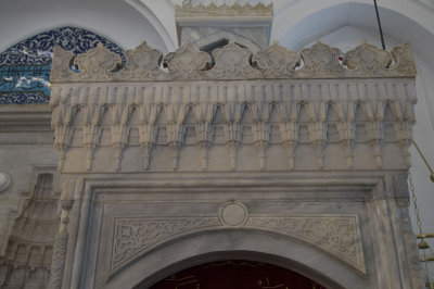 Istanbul Hadim Ibrahim Pasha Mosque 2015 0741.jpg