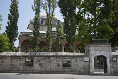 Istanbul Hadim Ibrahim Pasha Mosque 2015 0751.jpg