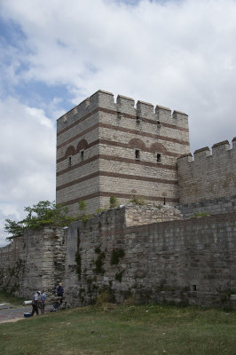 Istanbul Walls near Edirnekapi 2015 0078.jpg