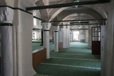 Istanbul Cerrah Pasha mosque 2015 9896.jpg