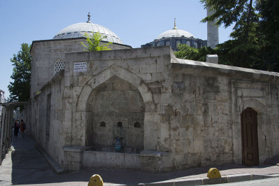 Istanbul Cerrah Pasha mosque 2015 9924.jpg