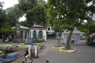 Istanbul Gazi Iskender Pasha Camii  2015 0848.jpg