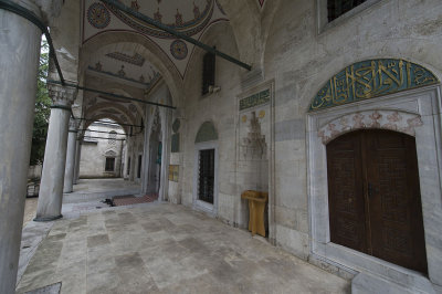 Istanbul Nisanci Mehmet Pasha mosque 2015 9285.jpg
