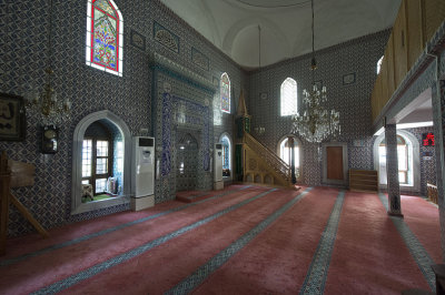 Istanbul Tercuman Yunus Mosque2015 9344.jpg