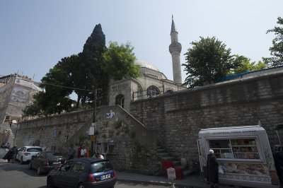 Istanbul Tercuman Yunus Mosque2015 9350.jpg