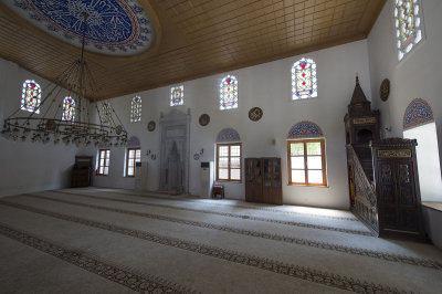Istanbul Kazasker Abdurahman Mosque 2015 9095.jpg