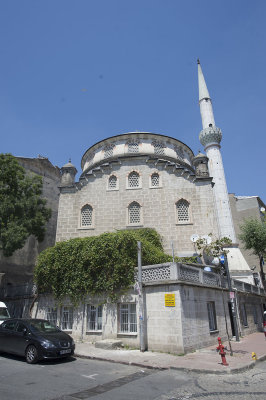 Istanbul Basci Mahmud Bey mosque 2015 9952.jpg