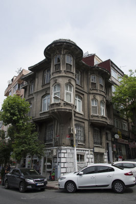 Istanbul Fatih Feyzullah Efendi Sokak 2015 9212.jpg