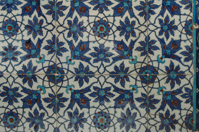 064 Istanbul Rustem Pasha mosque-june 2004.jpg