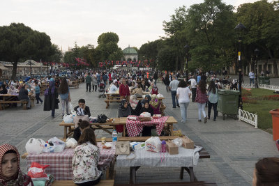 Istanbul Iftar at At Meydan 2647.jpg