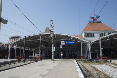 Izmir Basmane railroad station October 2015 2534.jpg