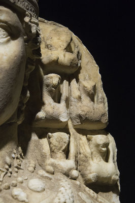 Selcuk Museum Great Artemis October 2015 2985.jpg