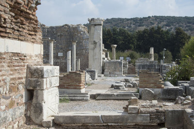 Ephesus Church of Mary October 2015 2790.jpg