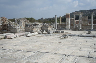 Ephesus Church of Mary October 2015 2793.jpg