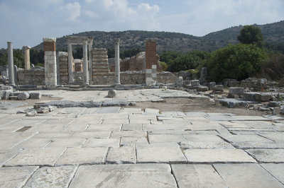 Ephesus Church of Mary October 2015 2795.jpg