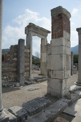 Ephesus Church of Mary October 2015 2812.jpg