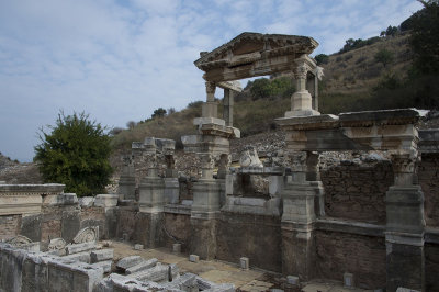 Ephesus Trajan Fountain October 2015 2682.jpg