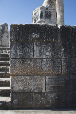 Didyma Apollo Temple October 2015 3300.jpg