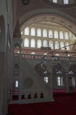 Istanbul Zal Mahmut Pasha Mosque december 2015 4712.jpg