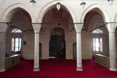 Istanbul Zal Mahmut Pasha Mosque december 2015 4720.jpg
