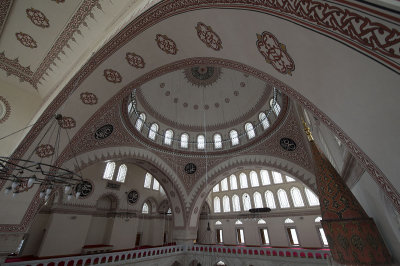 Istanbul Zal Mahmut Pasha Mosque december 2015 5135.jpg