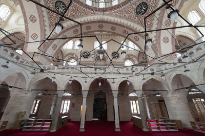 Istanbul Zal Mahmut Pasha Mosque december 2015 5144.jpg