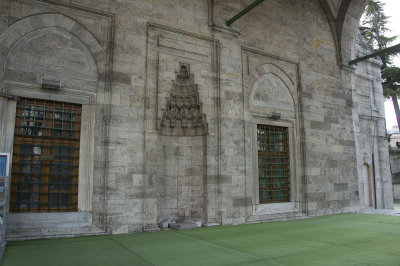 Istanbul Atik Ali Pasha Mosque december 2015 6224.jpg