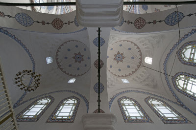Istanbul Atik Ali Pasha Mosque december 2015 6449.jpg