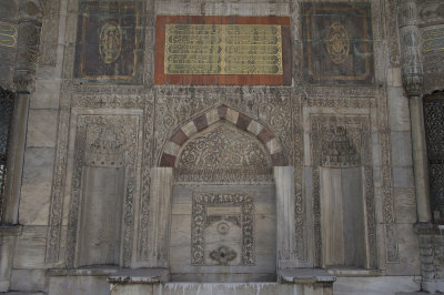 Istanbul Fountain of Sultan Ahmet III december 2015 5523.jpg