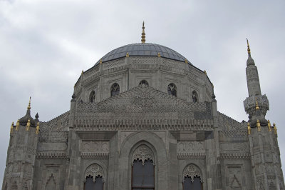 Istanbul Pertevniyal Valide Sultan Mosque december 2015 6606.jpg