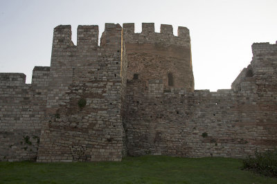 Istanbul Northernmost part of walls december 2015 4762.jpg