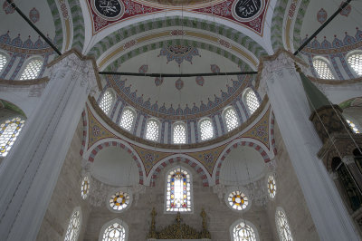 Istanbul Cerrah Pasha mosque december 2015 5867.jpg