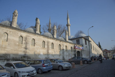 Istanbul Valide Atik Mosque december 2015 5829.jpg