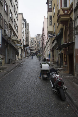 Istanbul Shoes district near Beyazit december 2015 5274.jpg