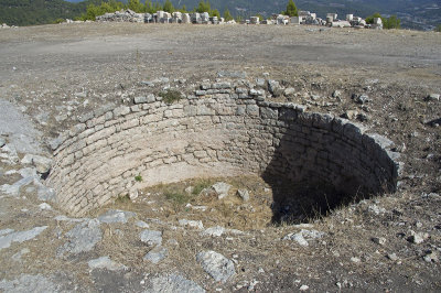 Rhodiapolis Hellenistic cistern in 2016 0494.jpg