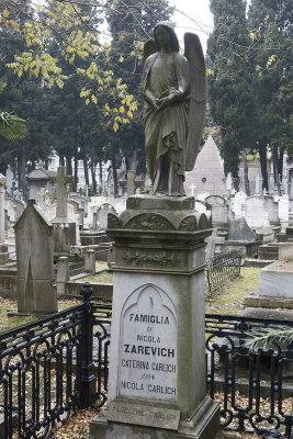 Istanbul Pangalti Cath cemetery dec 2016 2930.jpg