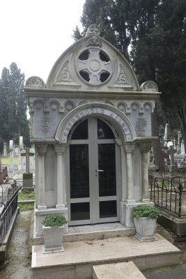 Istanbul Pangalti Cath cemetery dec 2016 2989.jpg