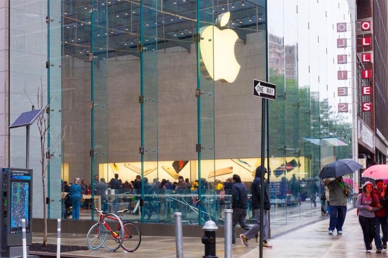 Apple store at Lincoln square