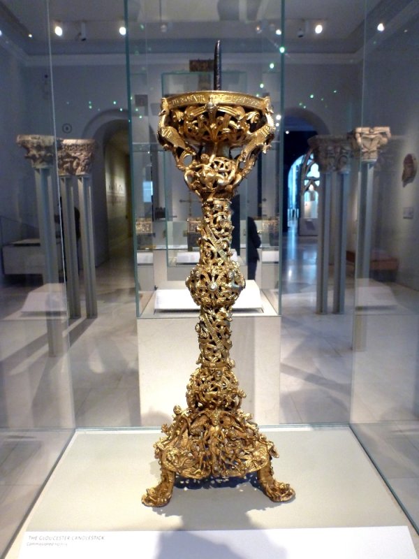 <a href=http://en.wikipedia.org/wiki/Gloucester_Candlestick >The Gloucester Candlestick</a> - 1107-1113