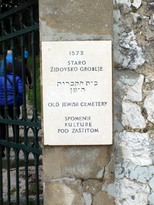 An old Jewish cemetery