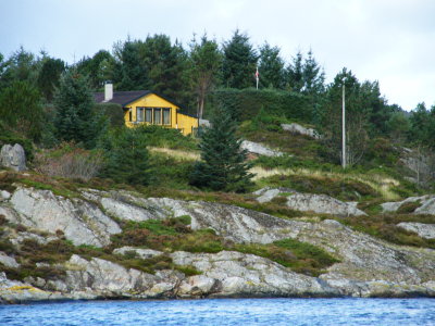 This Cottage is the closest Cottage to the  0 point of ygarden Municipal