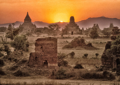Sunset on the Bagan Ruins
