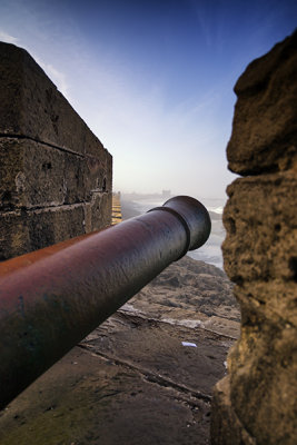 Canon Stand Guard on Castelo Real de Mogador