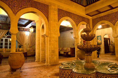 Spacious Lobby Area with Fountain