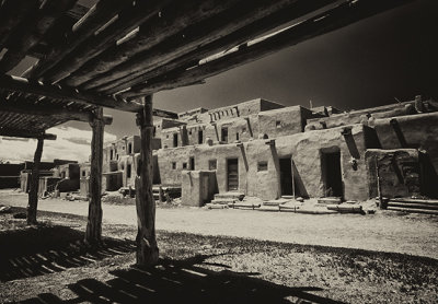 The Pueblo in B/W