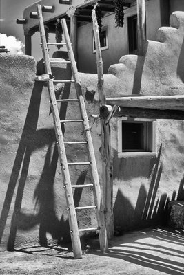 NMLadderBW-16.jpg