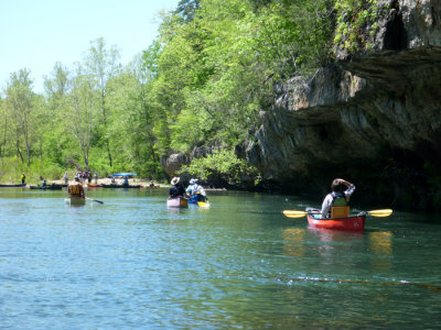 approaching lunch along a nice outcrop on the N Fork.jpg
